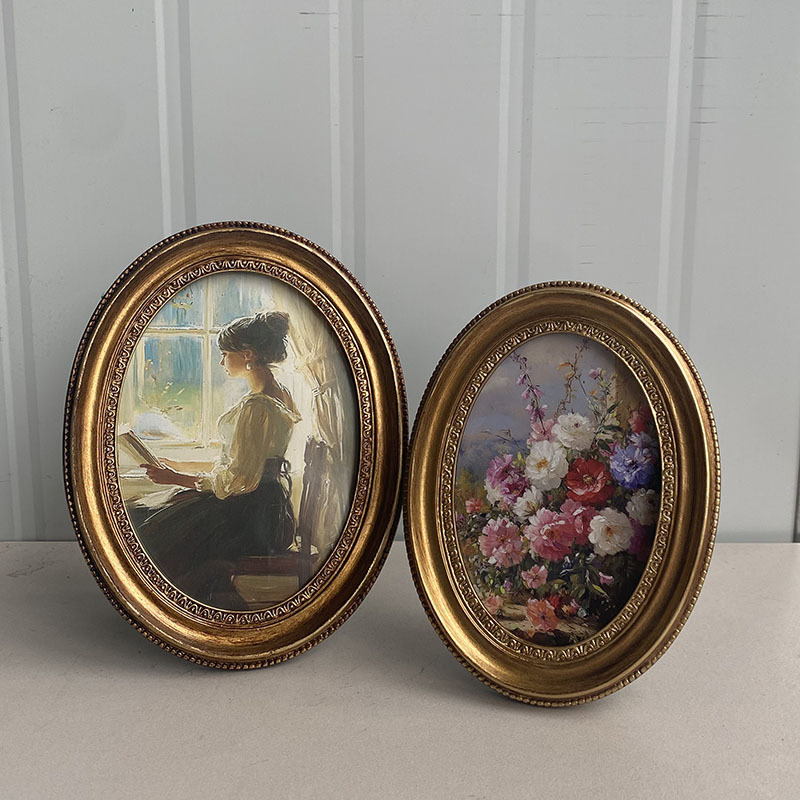 Resin Art Gallery - Vintage Avrupa Rölyef Altın Fotoğraf Çerçevesi